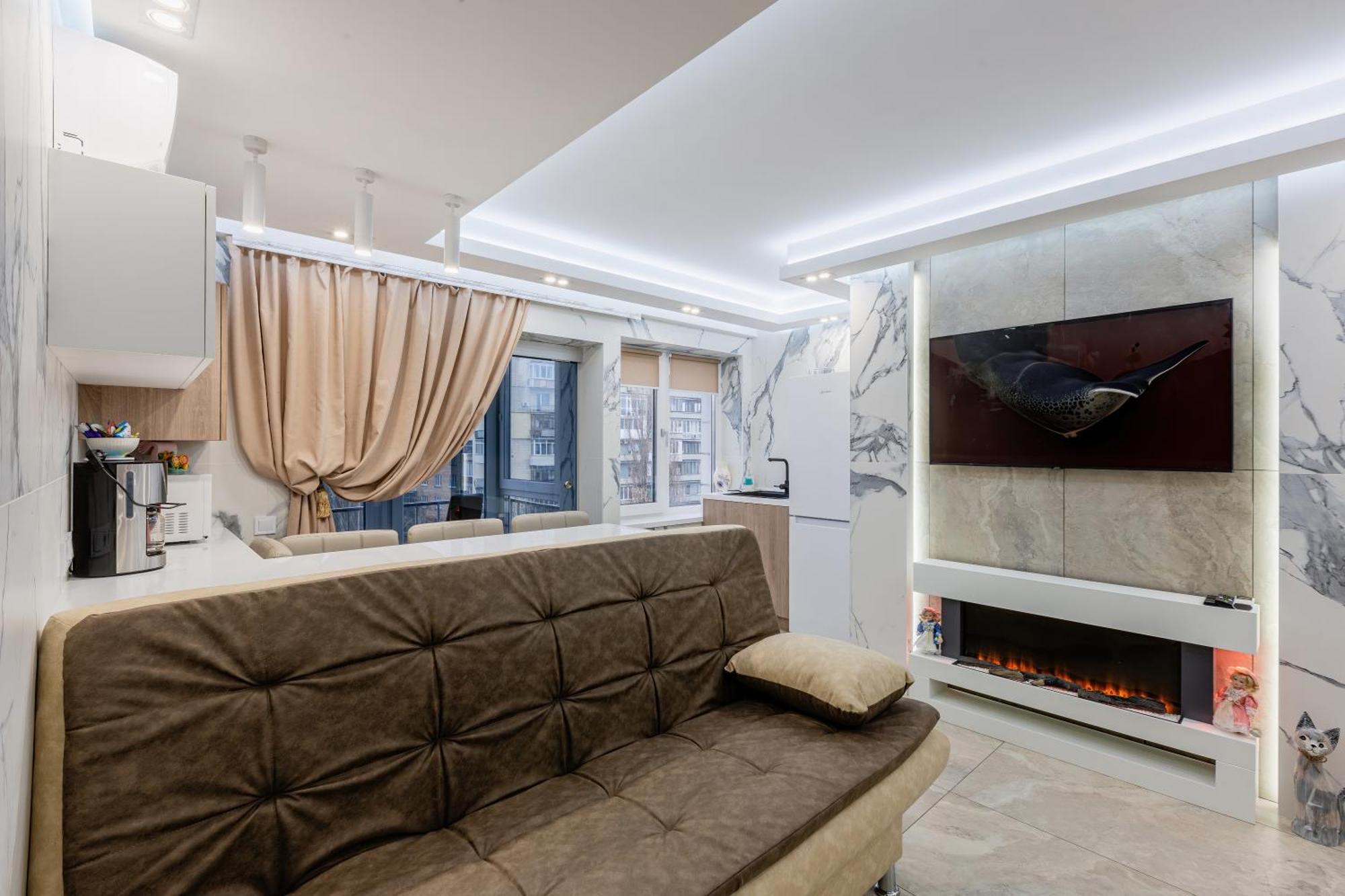 Apartment Hammam , Big Jacuzzi ,sauna , 2 Bedroom , Khrechatik Kyiv