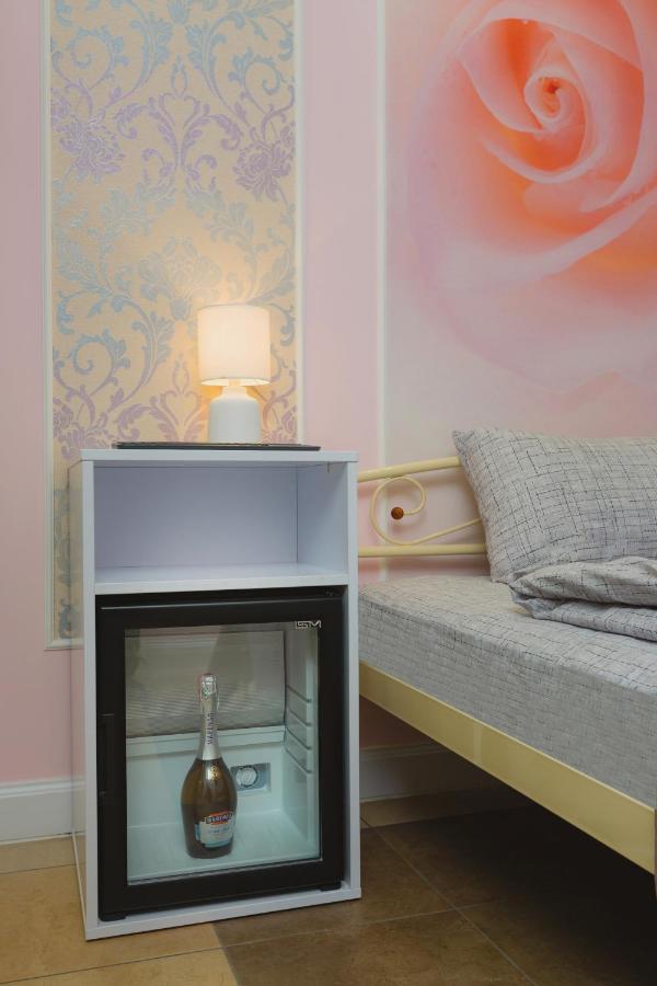 Hammam , Big Jacuzzi ,sauna , 2 Bedroom , Khrechatik Apartment Kyiv