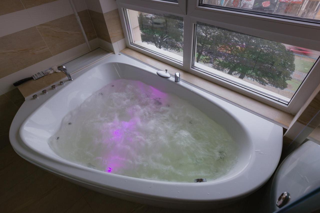 Hammam , Big Jacuzzi ,sauna , 2 Bedroom , Khrechatik *