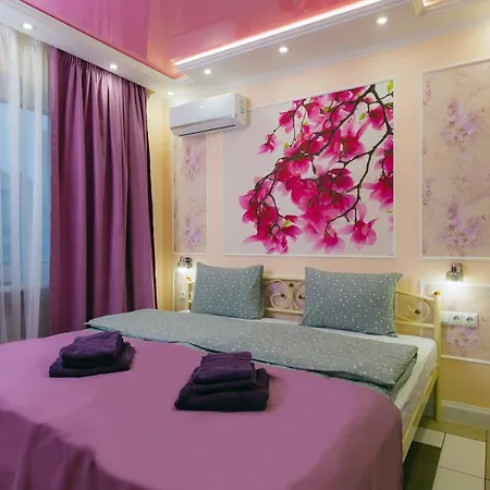 Hammam , Big Jacuzzi ,Sauna , 2 Bedroom , Khrechatik Kyiv Exterior photo